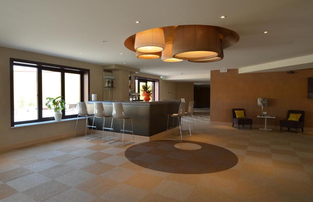 Turin Airport Hotel & Residence San Francesco al Campo Exteriér fotografie